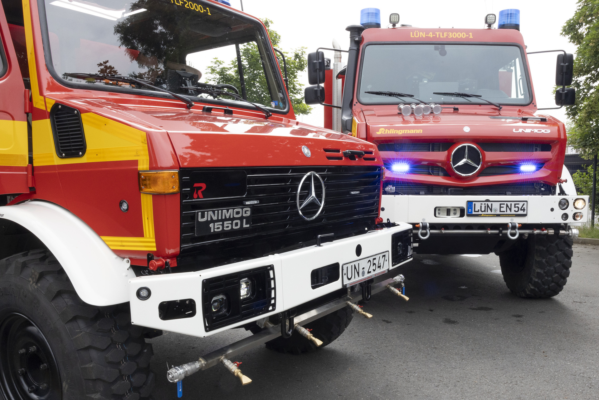 Master of elements: Lünen fire department equipped with Unimog for fires, floods and storms