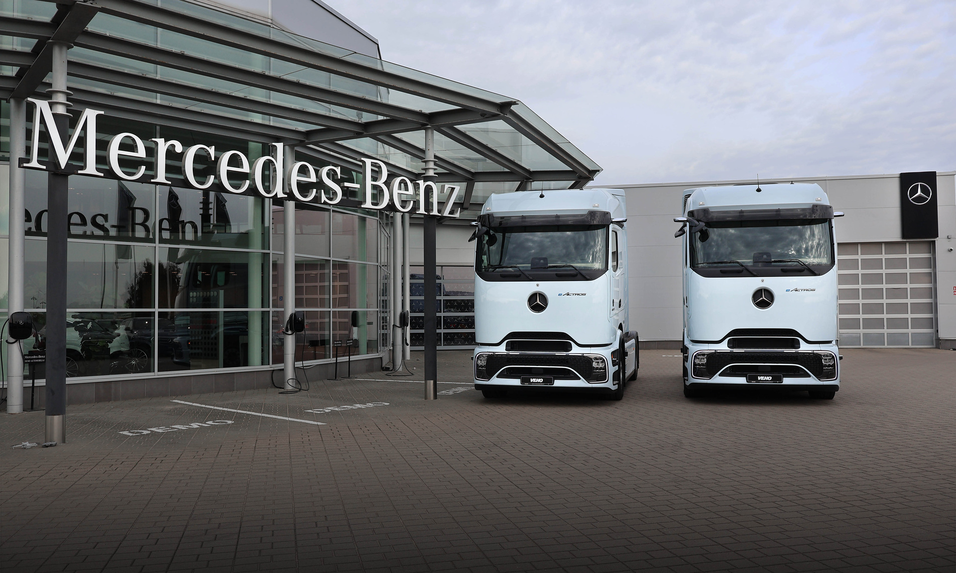 Mercedes-Benz Trucks hands over first eActros 600 models to major customer in Lithuania Mercedes-Benz Trucks hands over first eActros 600 models to major customer in Lithuania