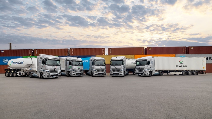 Fünfeinhalbmal um die Welt: Daimler Truck Brennstoffzellen-Lkw absolvieren erfolgreich über 225.000 Kilometer im realen Kundeneinsatz