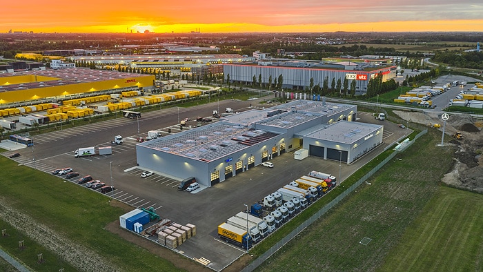 Daimler Truck eröffnet neuen Standort für Vertrieb und Service von Lkw und Bussen in Aschheim bei München