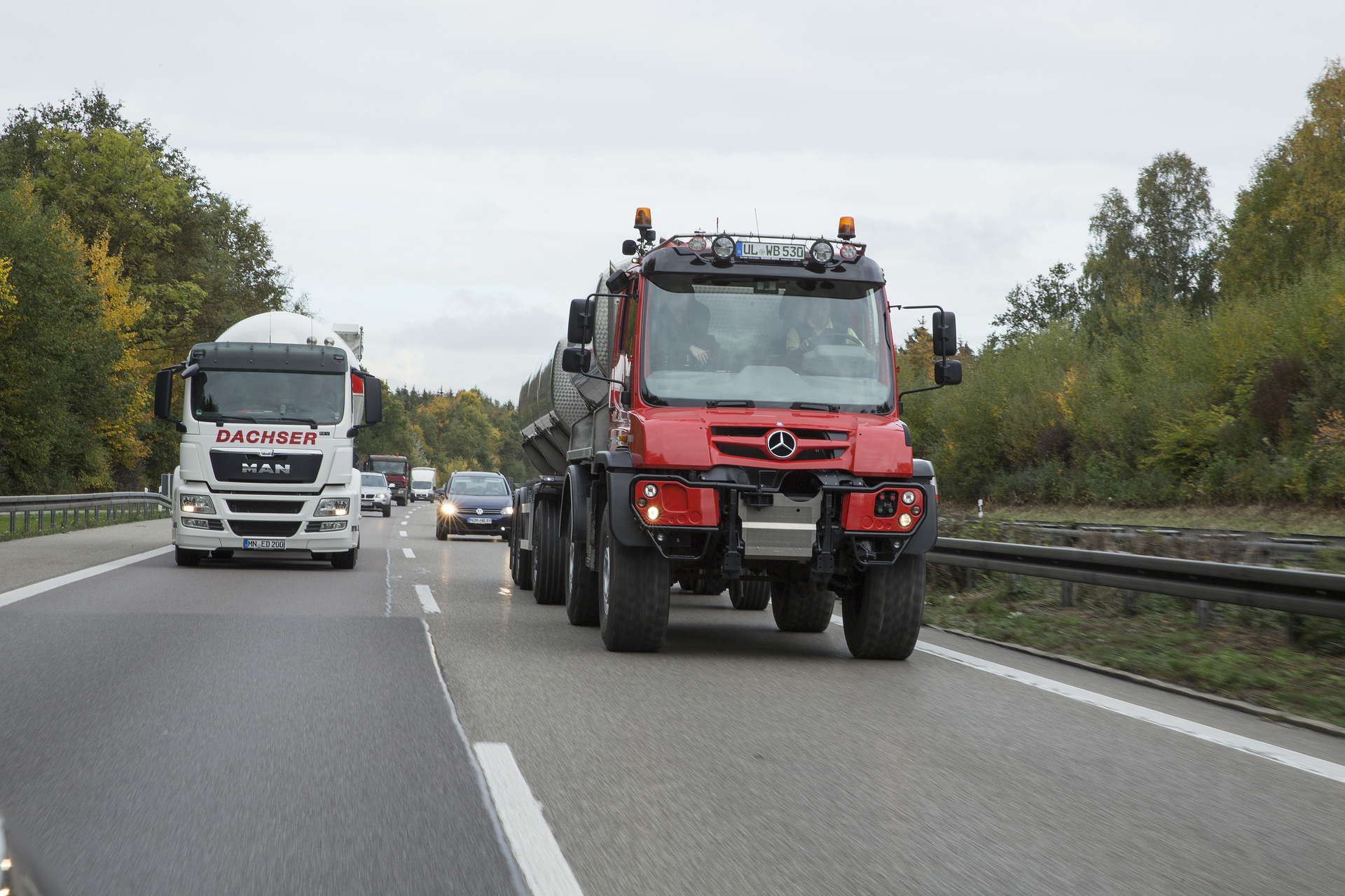 Der Unimog für die moderne Landwirtschaft:  drei Geräteträger auf der Weltleitmesse Agritechnica