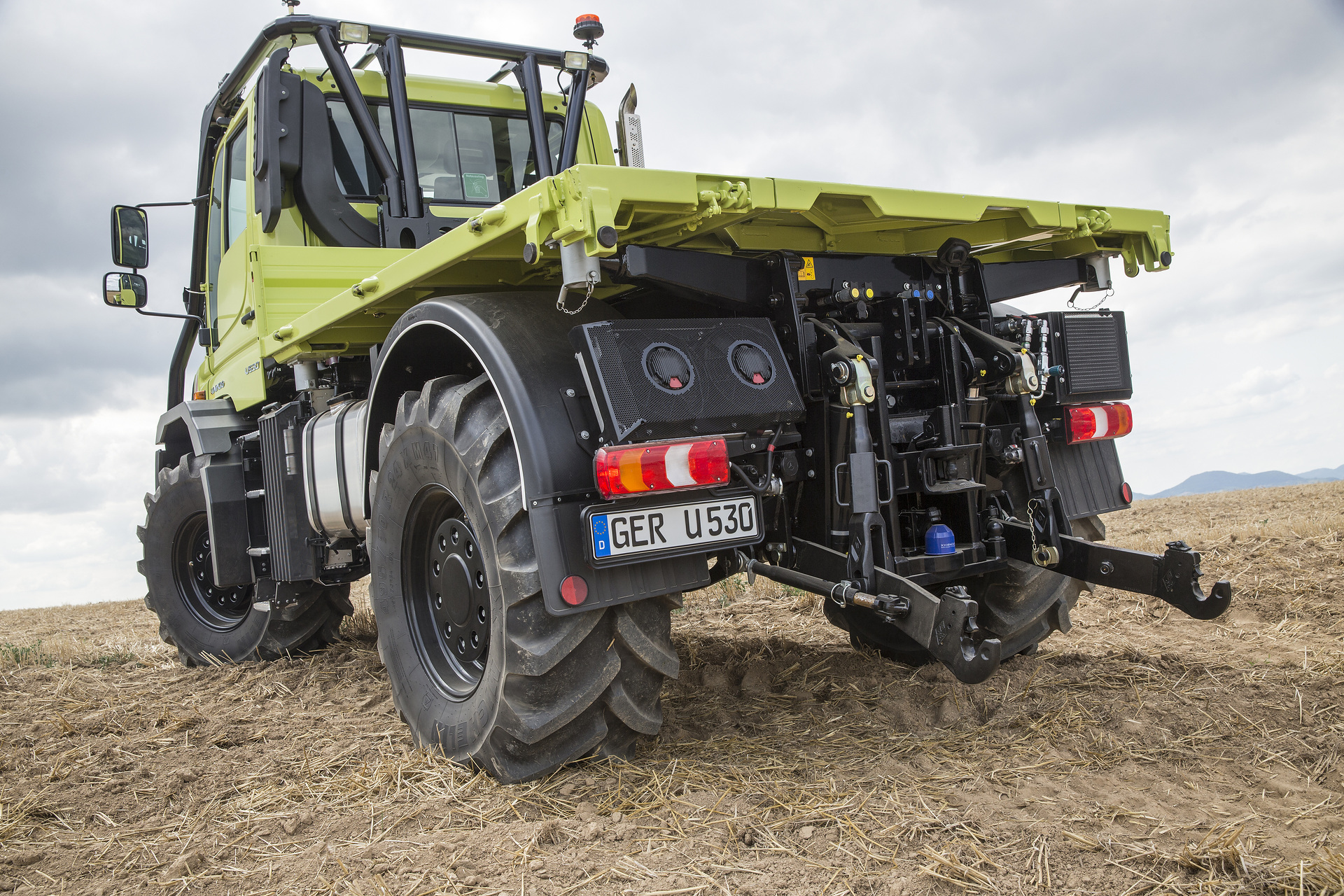 Der Unimog für die moderne Landwirtschaft:  drei Geräteträger auf der Weltleitmesse Agritechnica