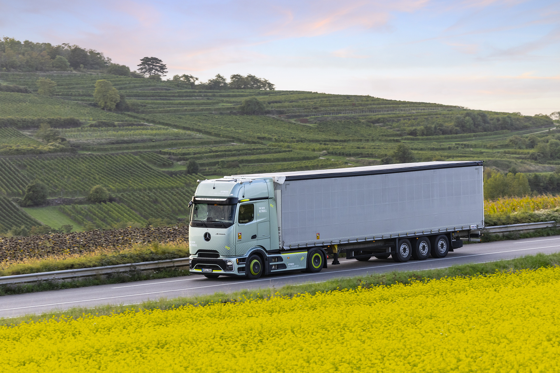 Mercedes-Benz Actros L