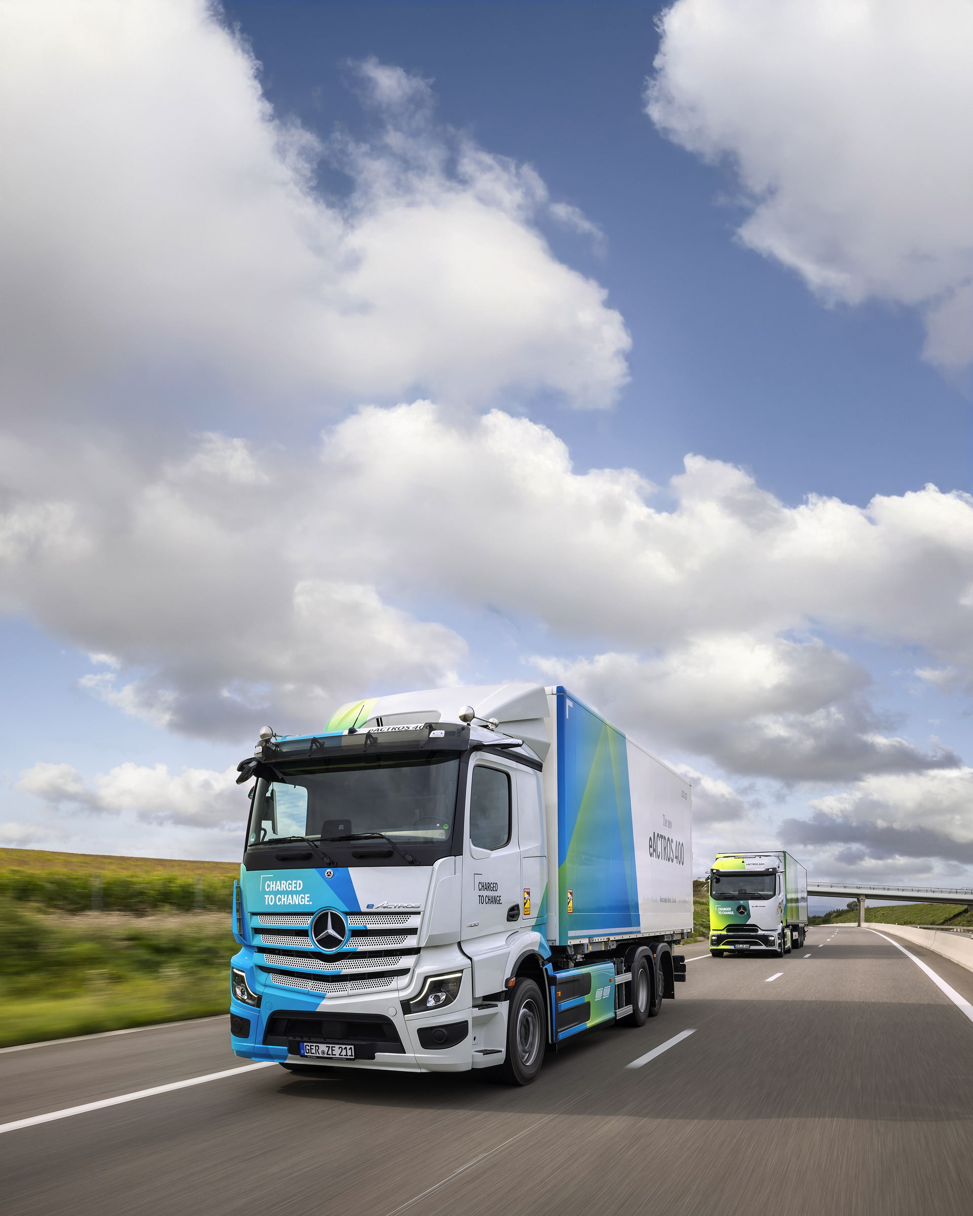 Gruppenbilder: Mercedes-Benz eActros 400 / eActros 600 / Actros L
