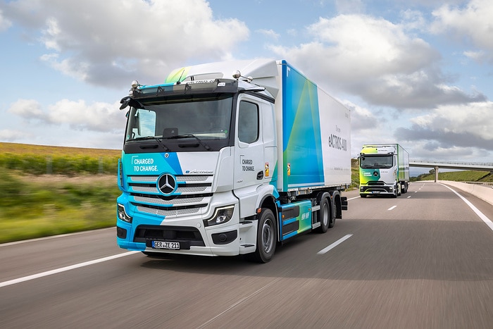 Gruppenbilder: Mercedes-Benz eActros 400 / eActros 600 / Actros L