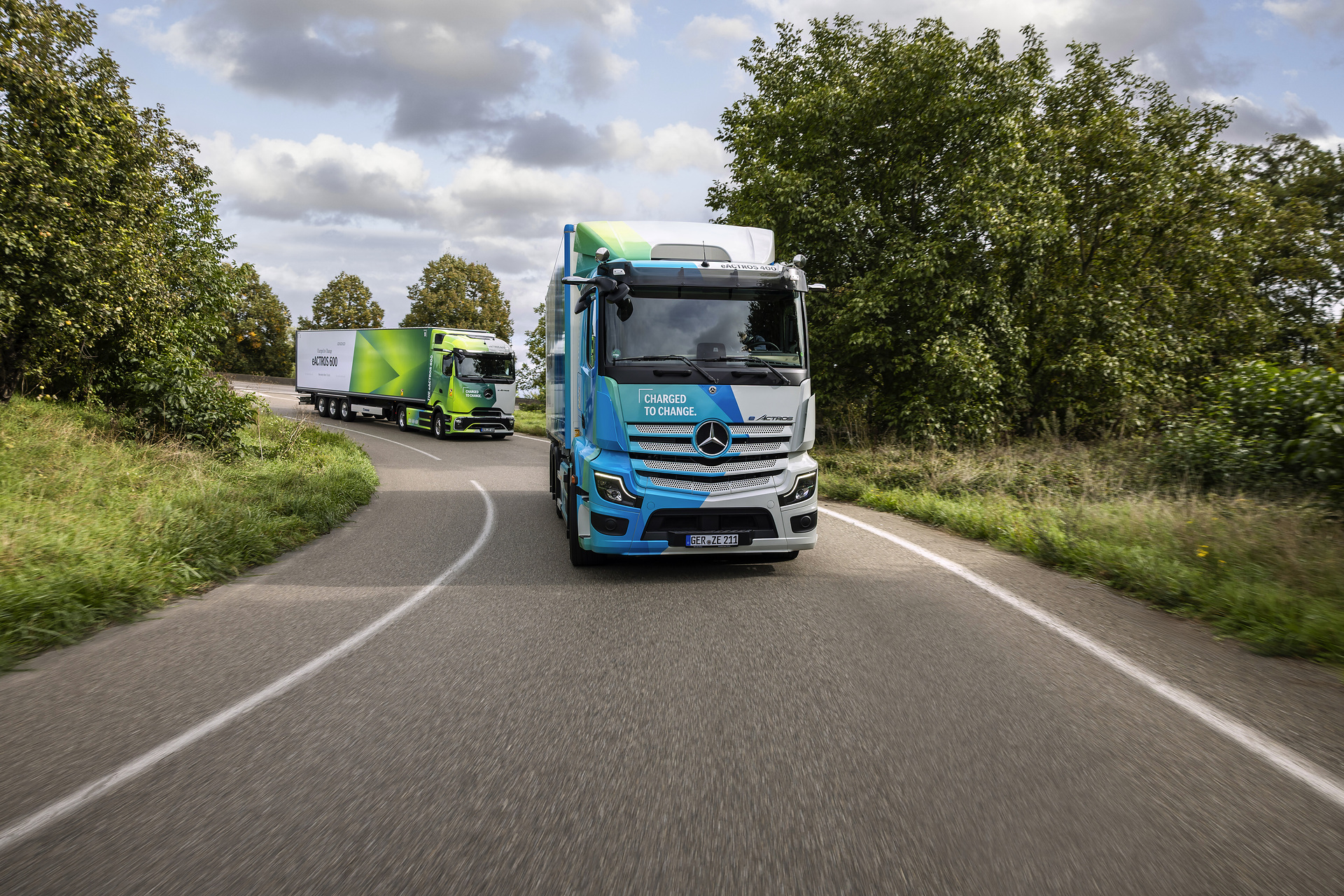 Gruppenbilder: Mercedes-Benz eActros 400 / eActros 600 / Actros L
