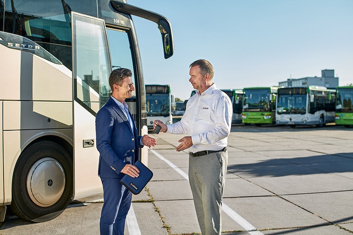 BusStore
