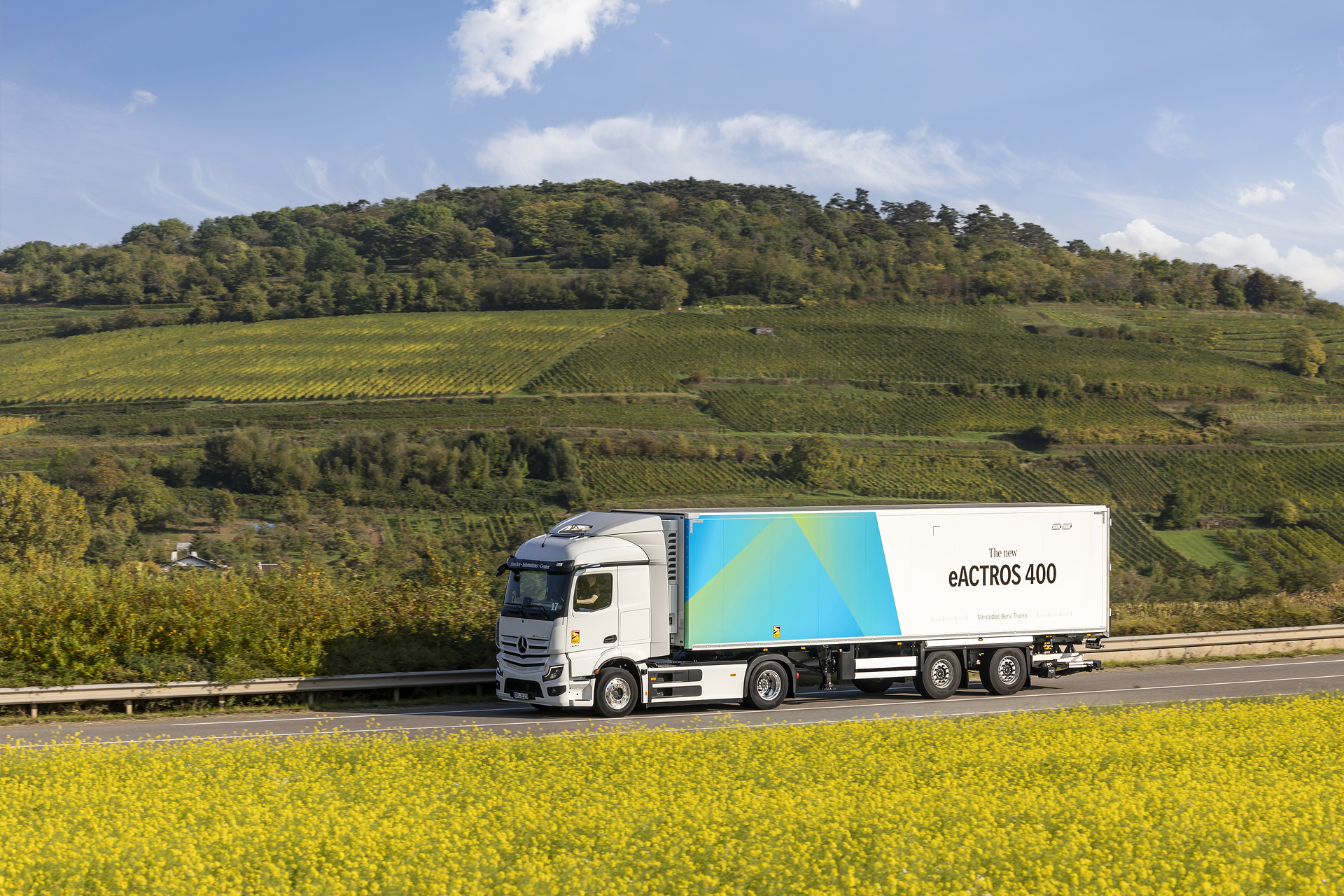 Mercedes-Benz eActros 400