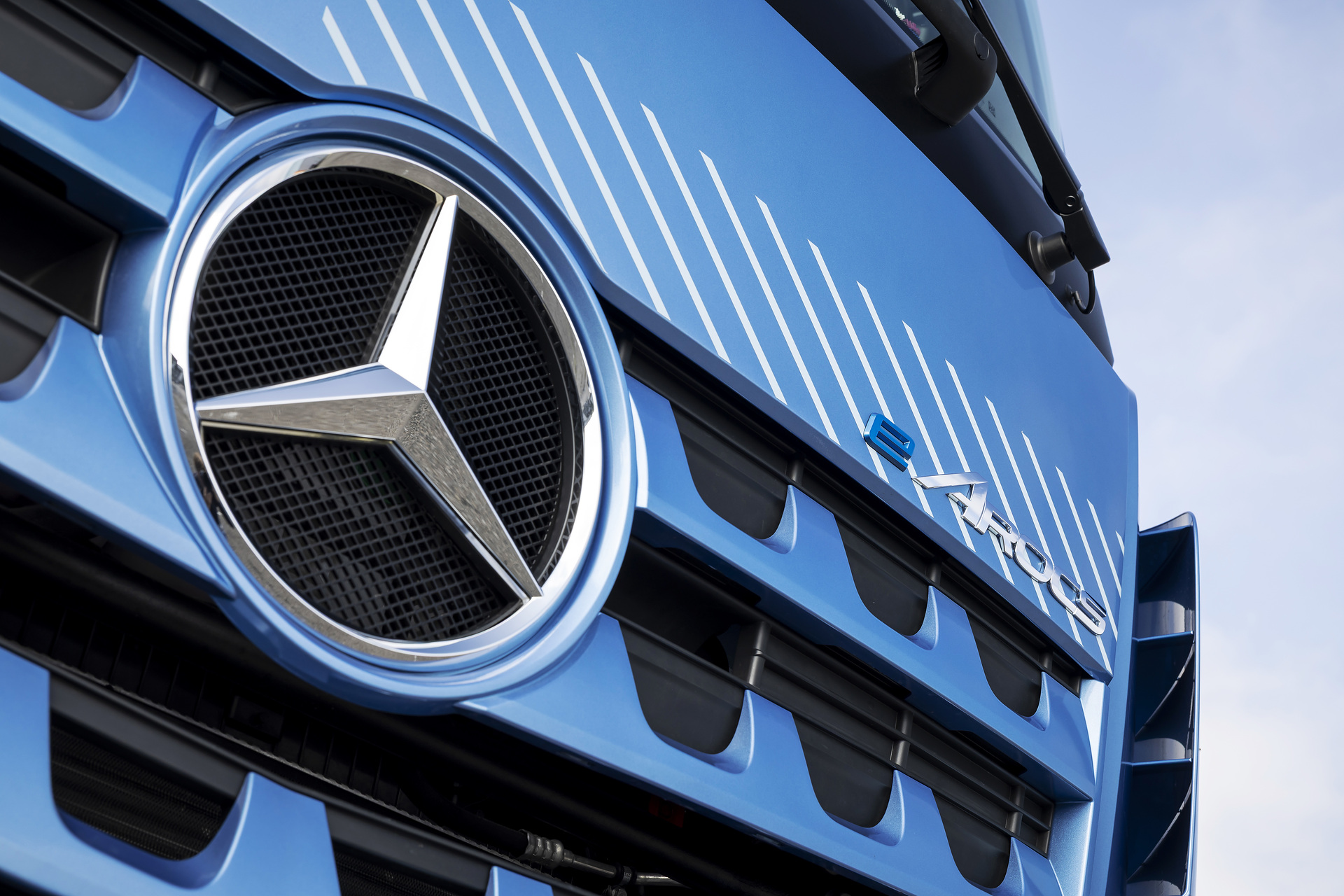 Mercedes-Benz eArocs
