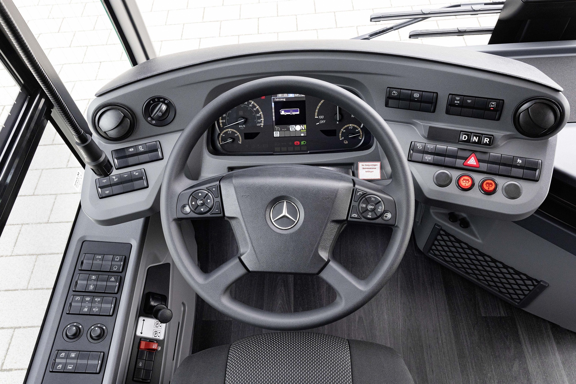 Mercedes-Benz eCitaro with NMCC4 battery