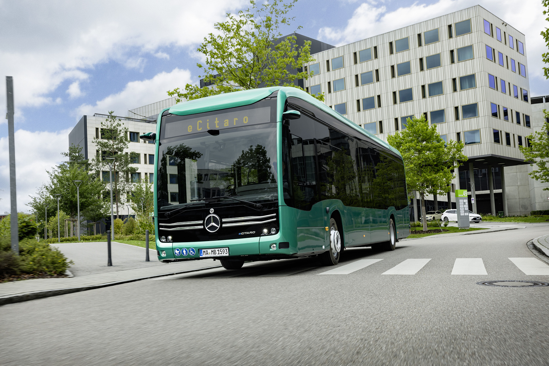 Mercedes-Benz eCitaro with NMCC4 battery