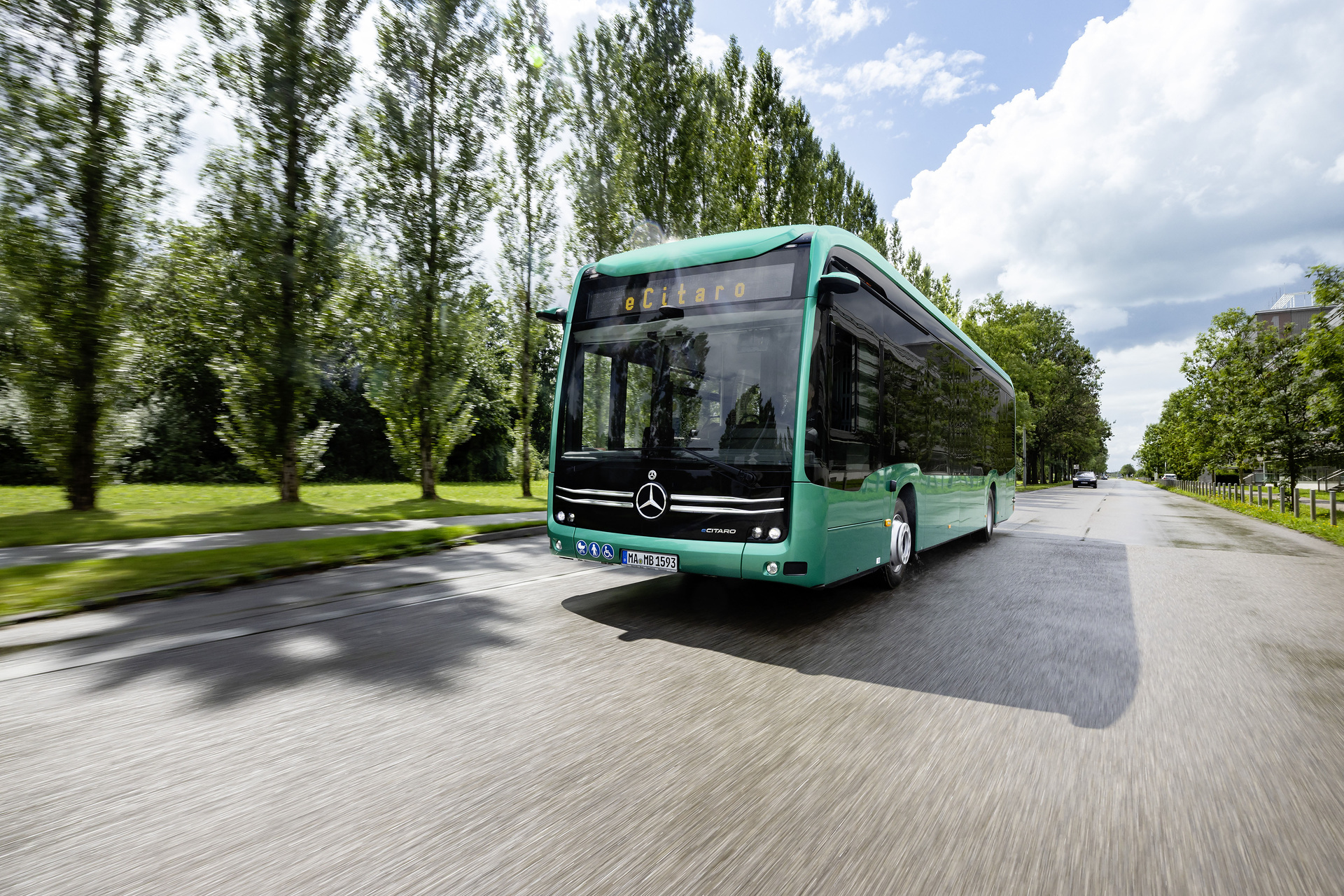 Mercedes-Benz eCitaro mit NMCC4-Batterie