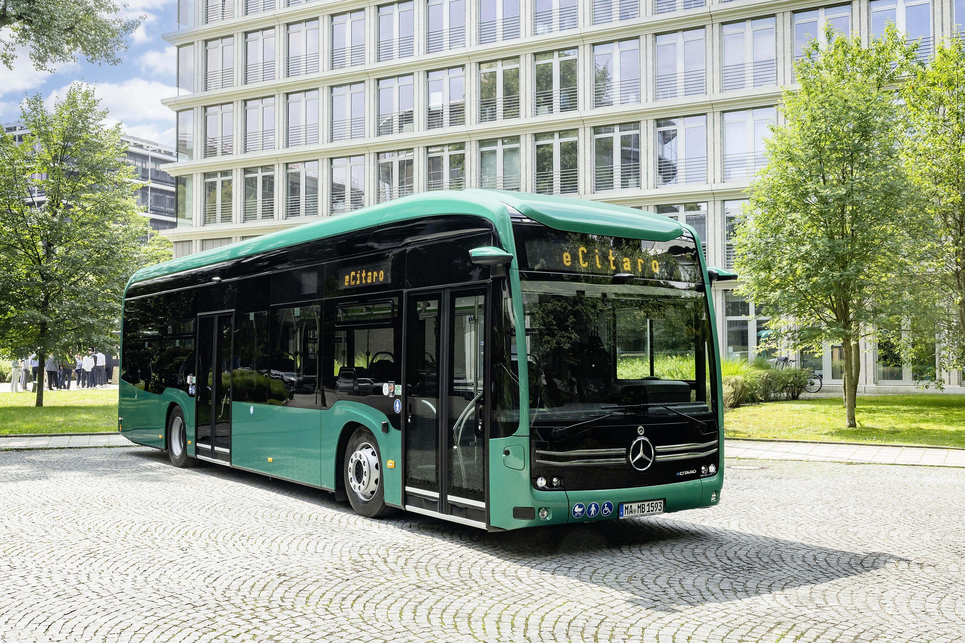 Mercedes-Benz eCitaro with NMCC4 battery