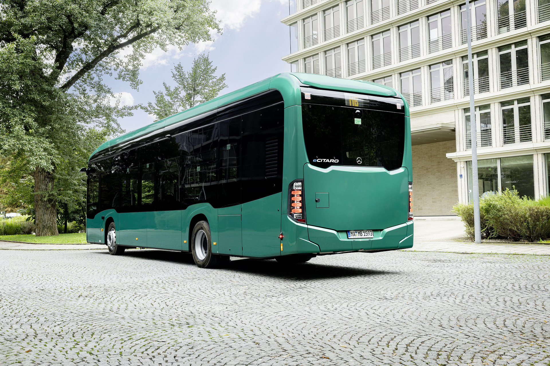 Mercedes-Benz eCitaro with NMCC4 battery