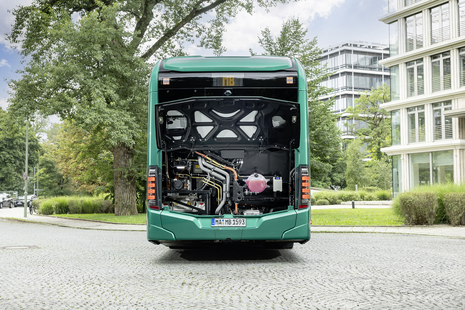 Mercedes-Benz eCitaro with NMCC4 battery
