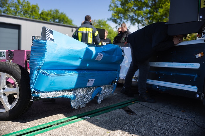 Sicherer unterwegs mit Hochvolt: Hohe passive Sicherheit des Mercedes-Benz eActros 600 in Crash-Tests bestätigt