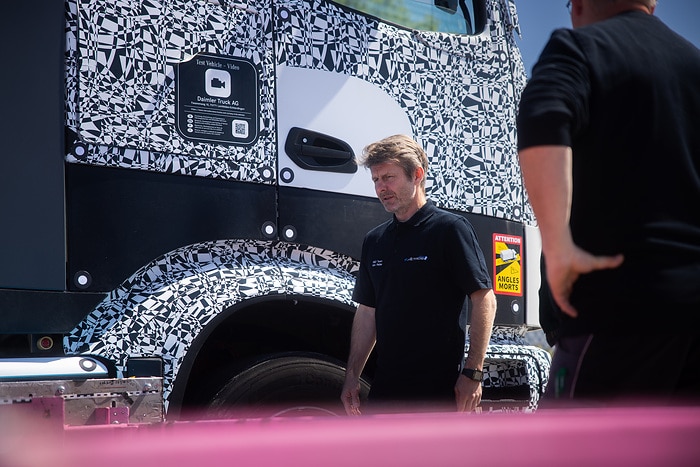 Sicherer unterwegs mit Hochvolt: Hohe passive Sicherheit des Mercedes-Benz eActros 600 in Crash-Tests bestätigt