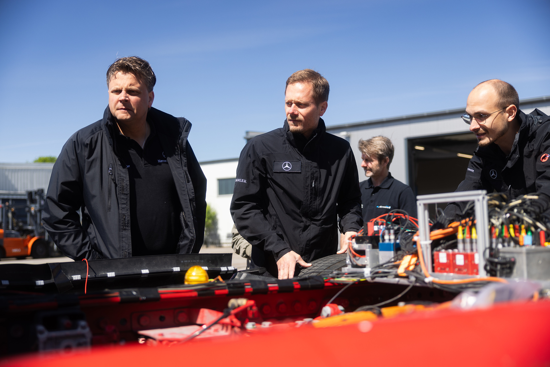 Sicherer unterwegs mit Hochvolt: Hohe passive Sicherheit des Mercedes-Benz eActros 600 in Crash-Tests bestätigt