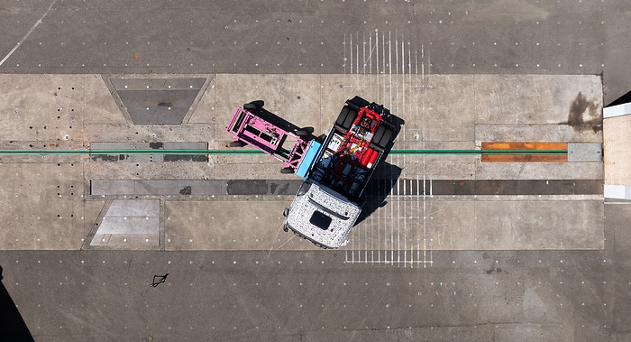 Sicherer unterwegs mit Hochvolt: Hohe passive Sicherheit des Mercedes-Benz eActros 600 in Crash-Tests bestätigt