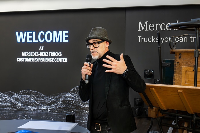 Mercedes-Benz Trucks eröffnet neues Customer Experience Center – Fokus auf Kundenorientierung und Markenwerte