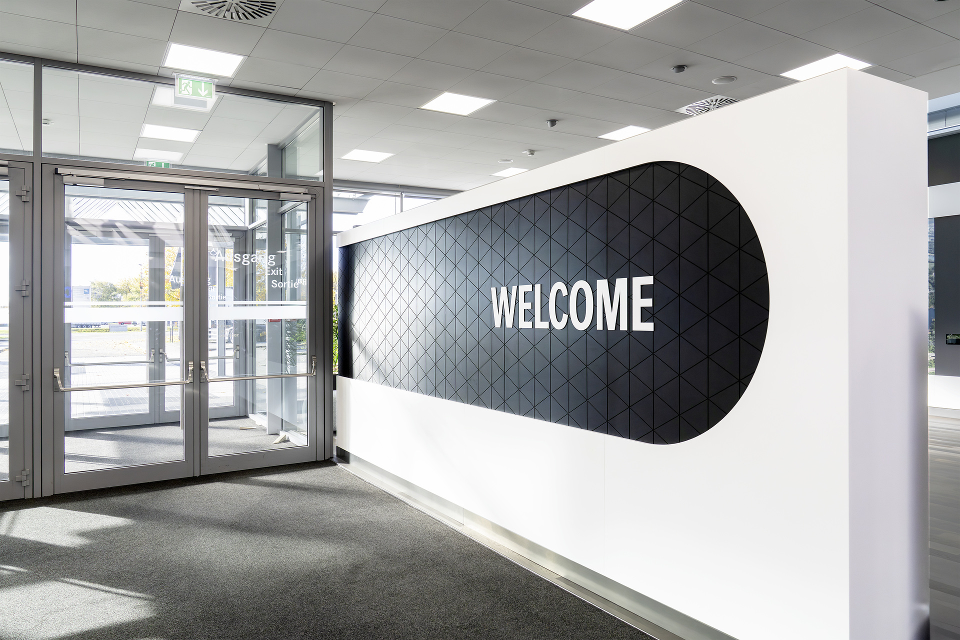 Mercedes-Benz Trucks eröffnet neues Customer Experience Center – Fokus auf Kundenorientierung und Markenwerte