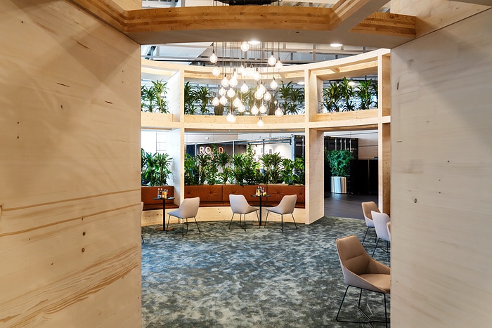 Mercedes-Benz Trucks eröffnet neues Customer Experience Center – Fokus auf Kundenorientierung und Markenwerte