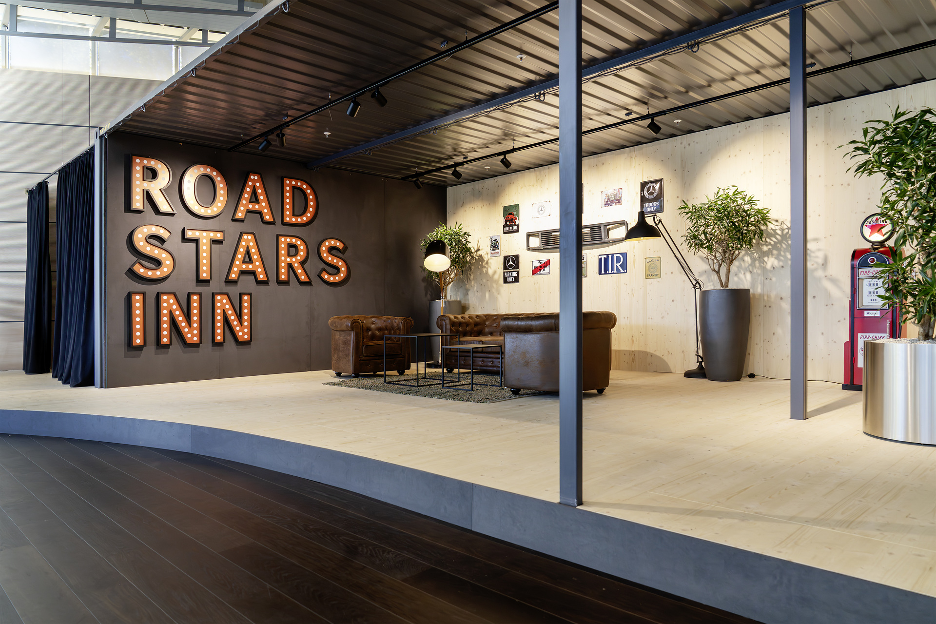 Mercedes-Benz Trucks eröffnet neues Customer Experience Center – Fokus auf Kundenorientierung und Markenwerte