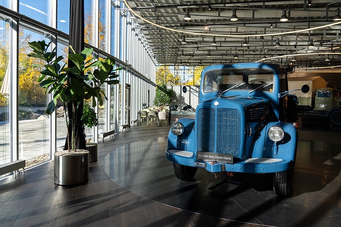 Mercedes-Benz Trucks eröffnet neues Customer Experience Center – Fokus auf Kundenorientierung und Markenwerte