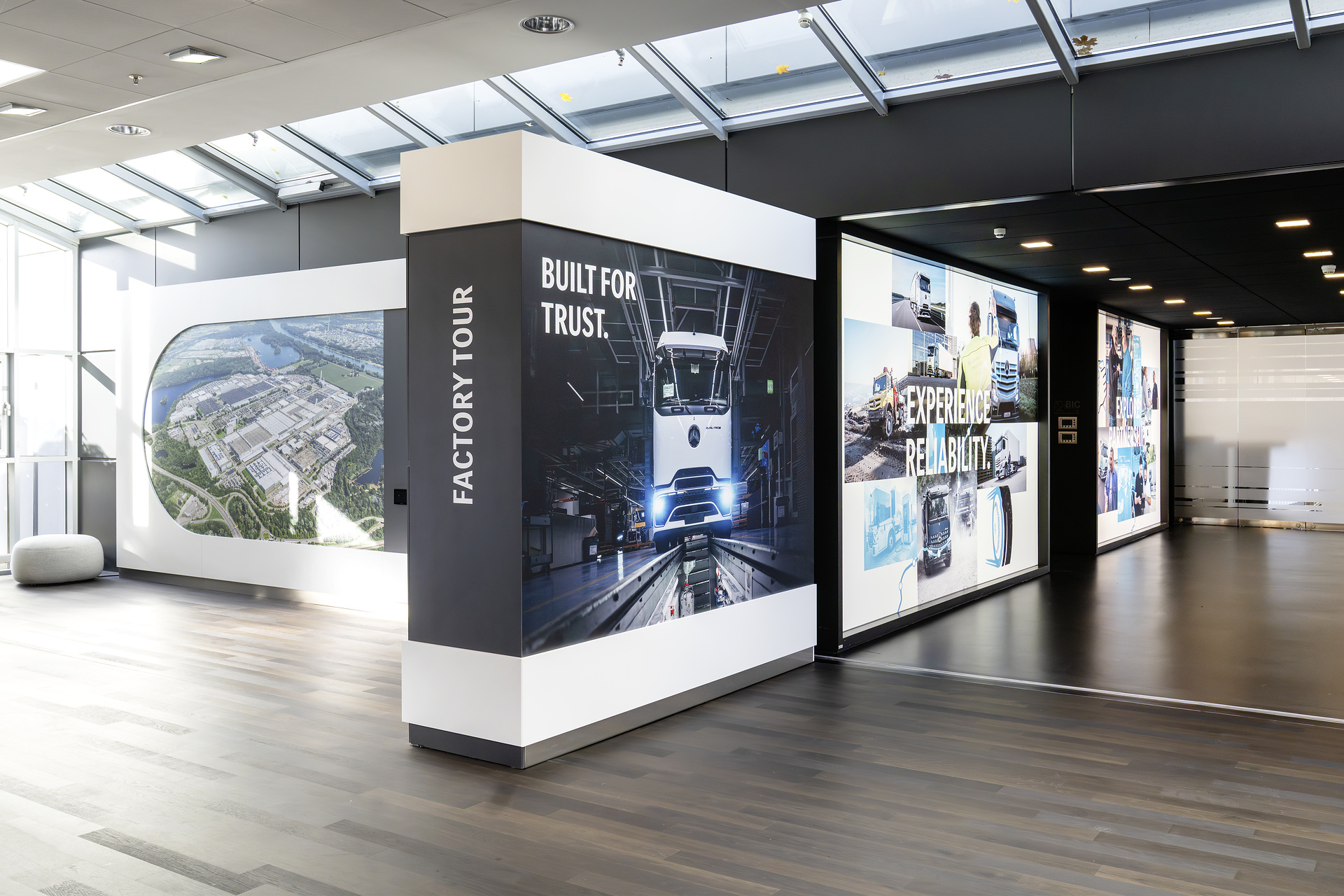 Mercedes-Benz Trucks eröffnet neues Customer Experience Center – Fokus auf Kundenorientierung und Markenwerte
