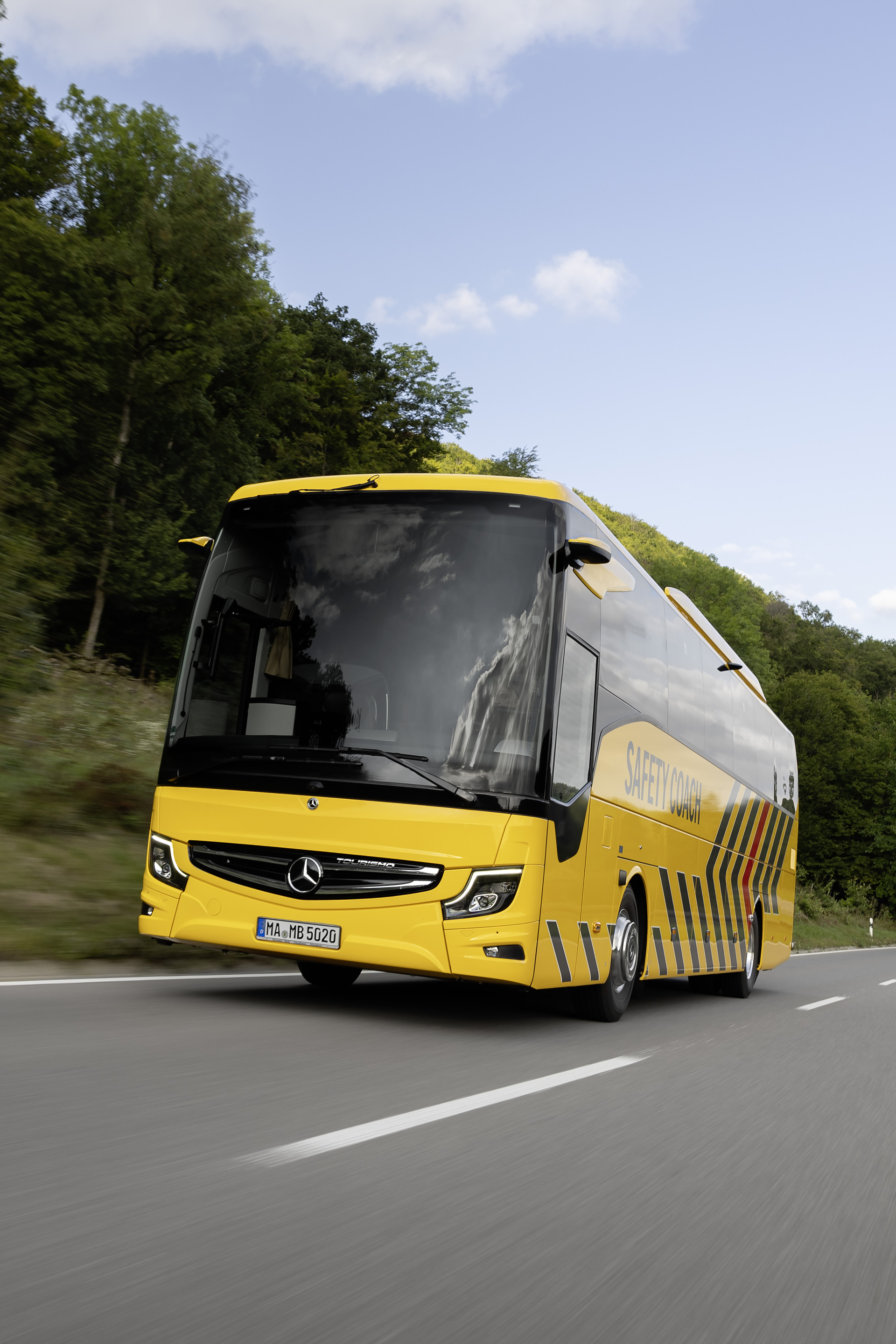 Sicherheit in neuer Dimension: Mercedes-Benz Tourismo Safety Coach 2024