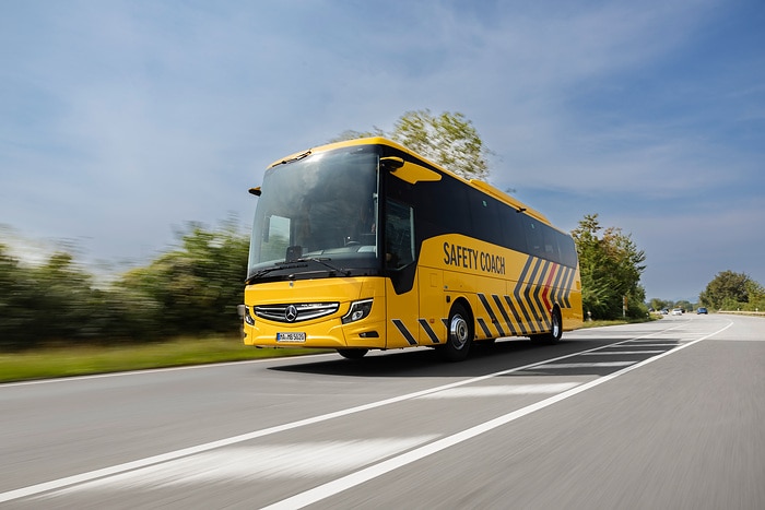 Sicherheit in neuer Dimension: Mercedes-Benz Tourismo Safety Coach 2024