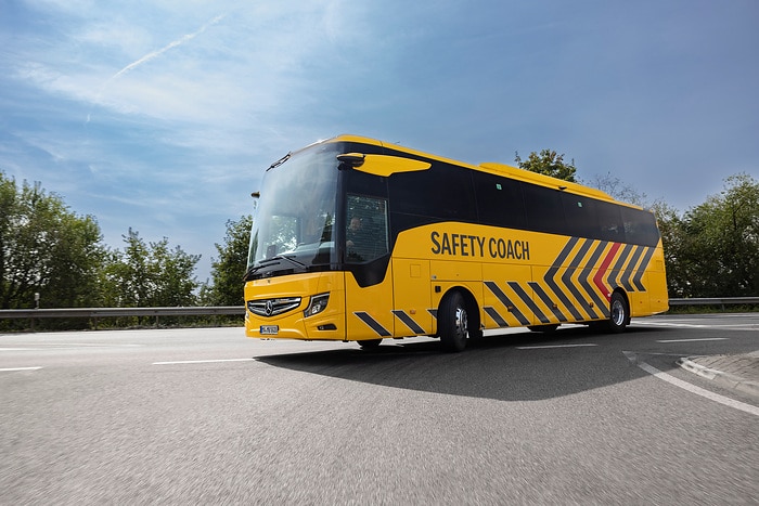 Sicherheit in neuer Dimension: Mercedes-Benz Tourismo Safety Coach 2024