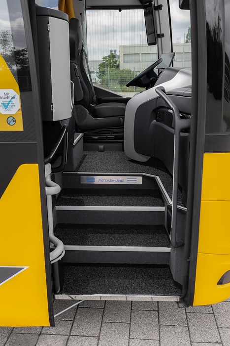 Sicherheit in neuer Dimension: Mercedes-Benz Tourismo Safety Coach 2024