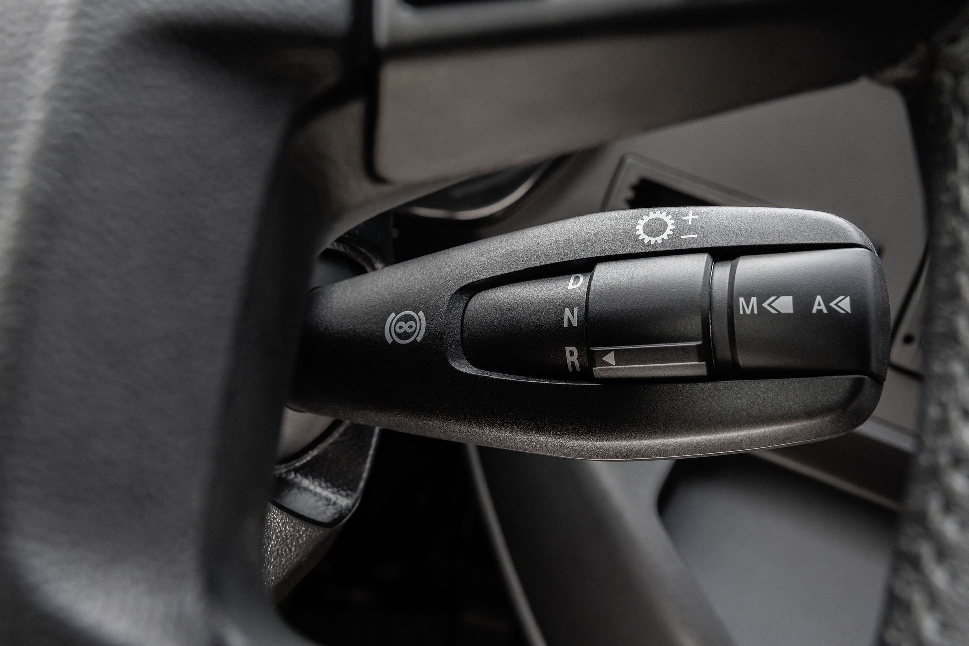 Sicherheit in neuer Dimension: Mercedes-Benz Tourismo Safety Coach 2024