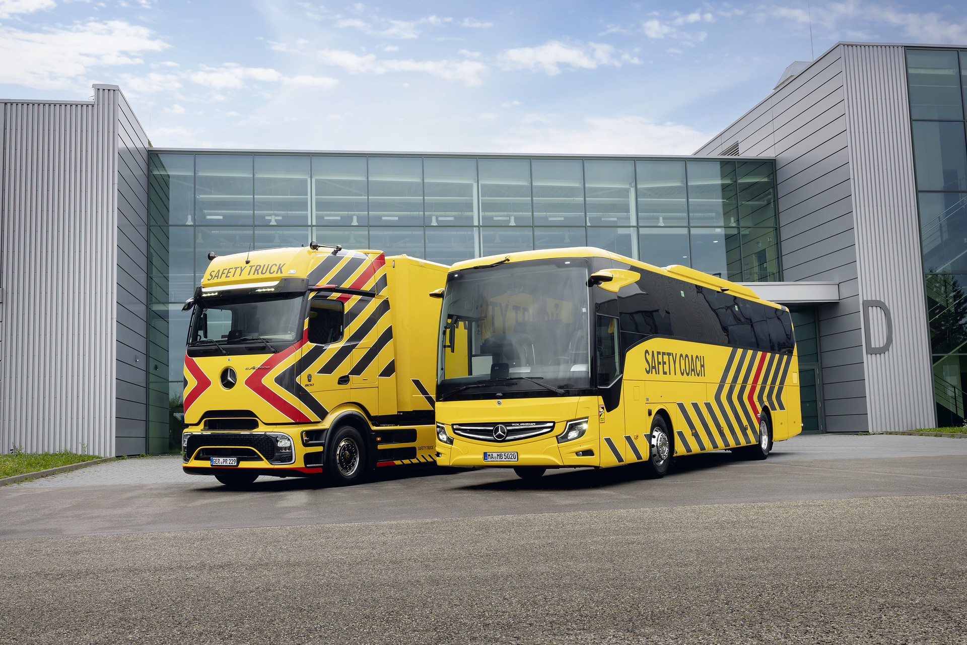 Mercedes-Benz Safety Truck & Safety Coach