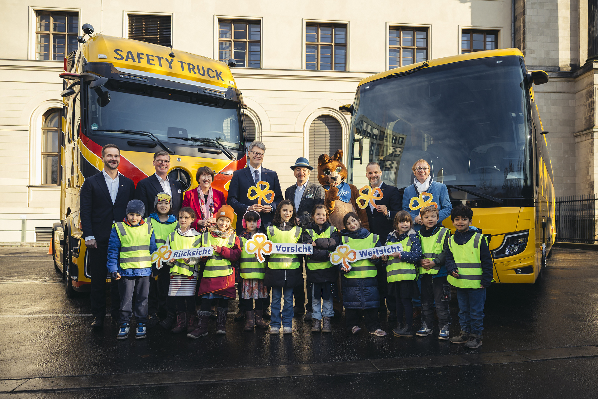 Deutschland blickt's - Verkehrssicherheit im Zeitalter der E-Mobilität: Eventbilder