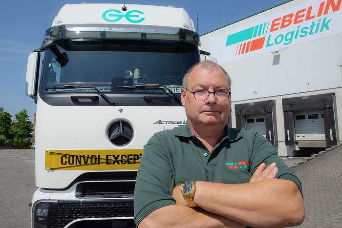 Tradition meets innovation - Ebeling Logistik modernizes its fleet with diesel and electric trucks from Mercedes Benz