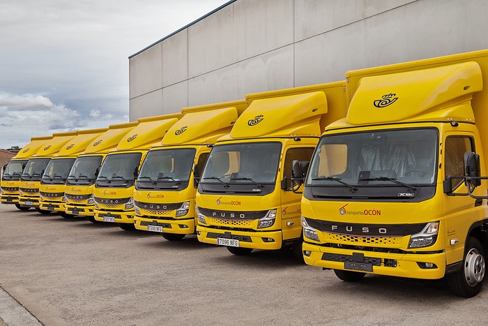 All-electric transport: Spanish logistics provider Transportes Ocón deploys 15 eCanter trucks from Daimler Truck brand FUSO