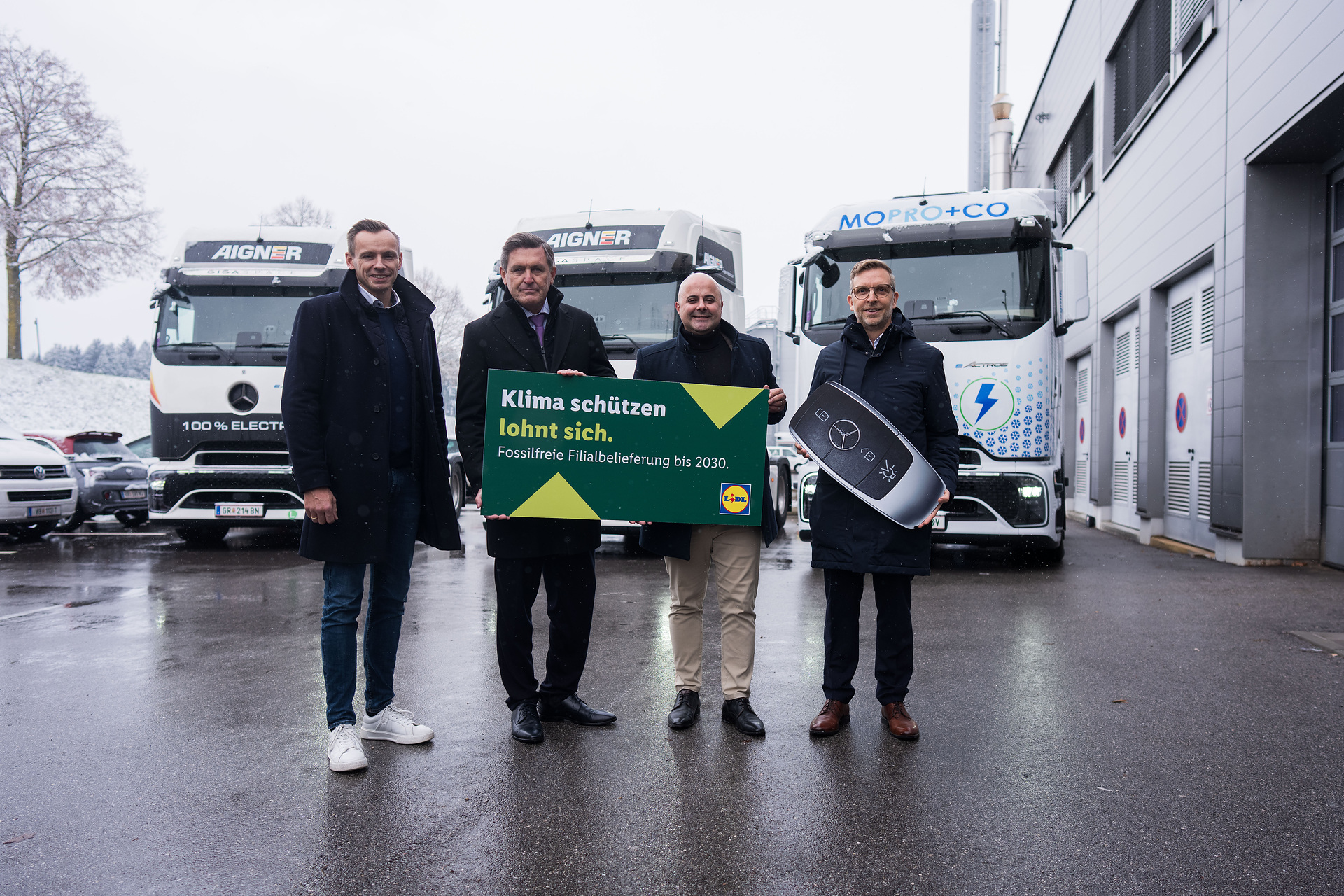 Emissions-free store deliveries by 2030: Lidl Austria relies on the eActros 600