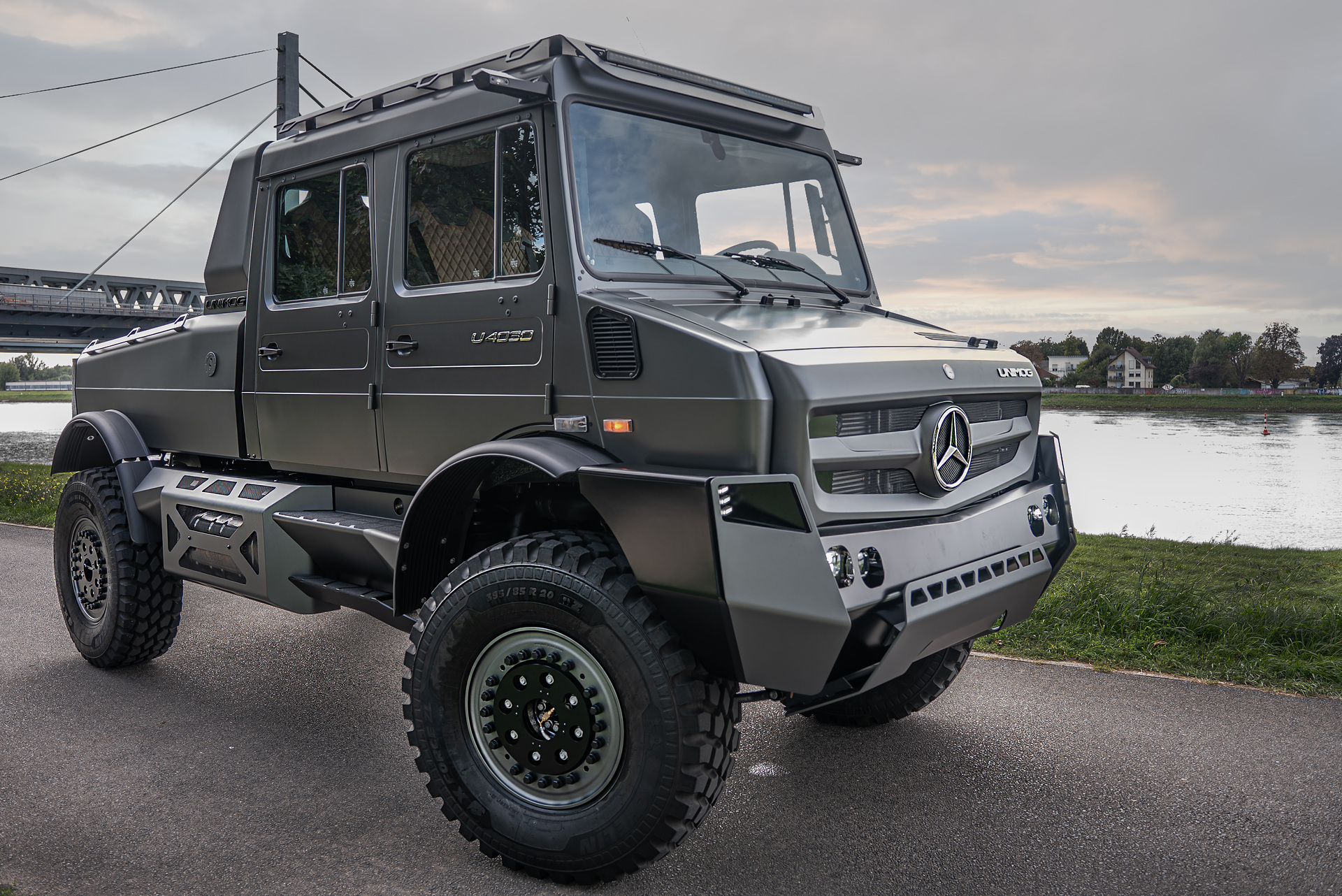Mercedes-Benz Special Trucks unveils the most luxurious Unimog ever