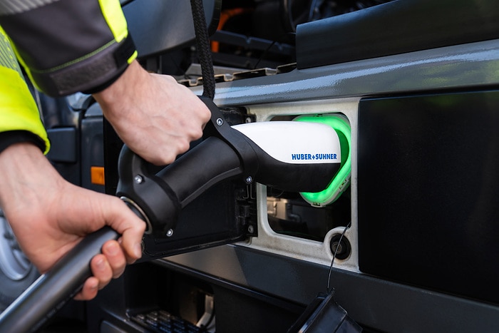 Megawattladen im Langstrecken Härtetest: Mercedes Benz Trucks schickt eActros 600 von Deutschland nach Schweden