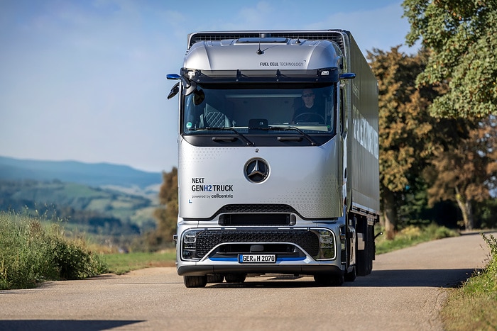 Daimler Truck presents Mercedes-Benz NextGenH2 Truck with small-series production planned from end of 2026