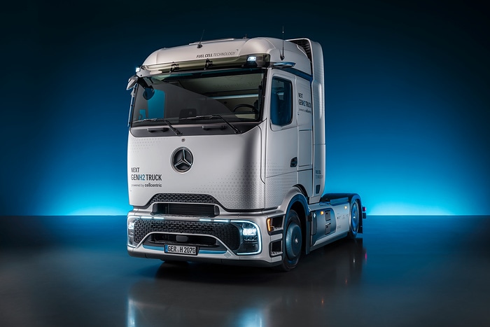 Daimler Truck presents Mercedes-Benz NextGenH2 Truck with small-series production planned from end of 2026