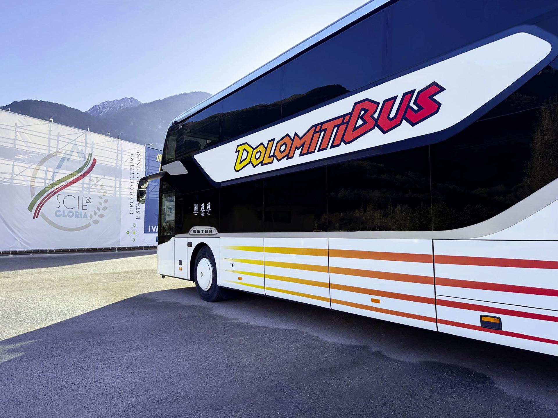 Dolomiti Bus unterstützt mit Fahrzeugen von Daimler Buses das internationale Winter-Event in Italien 2026