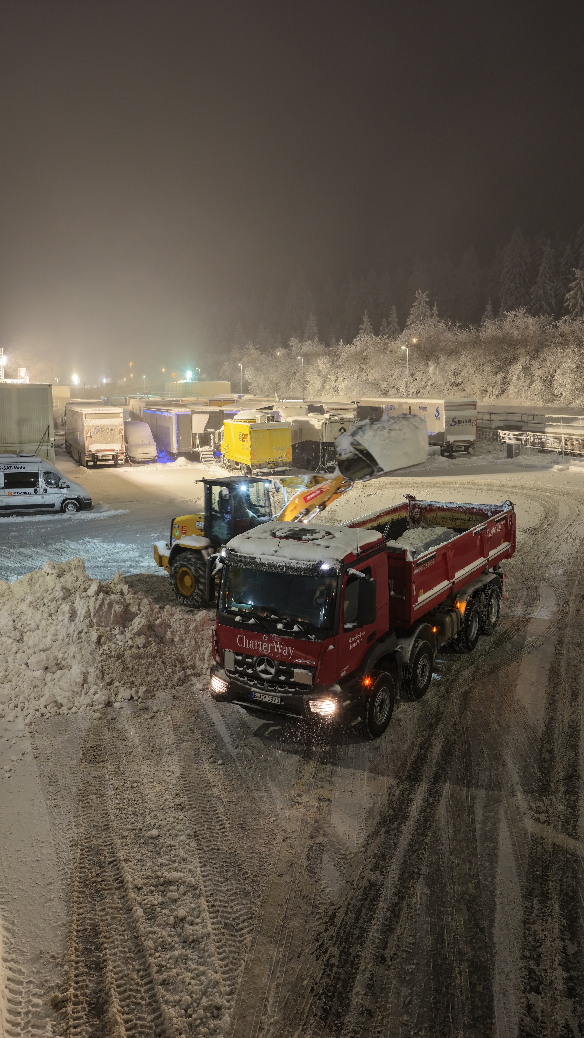 Mercedes-Benz Arocs im Schneedienst beim Biathlon-Weltcup 2026 in Oberhof