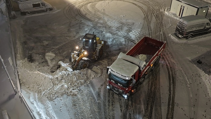 Mercedes-Benz Arocs im Schneedienst beim Biathlon-Weltcup 2026 in Oberhof