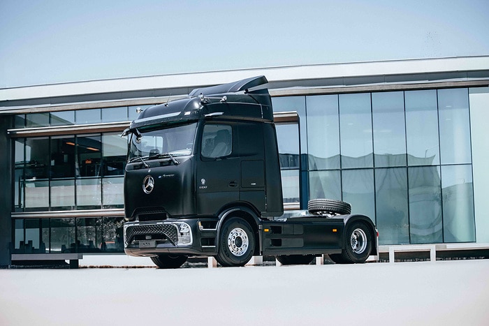 Battery-electric transport in Chile: First Mercedes-Benz eActros 600 delivered to customer