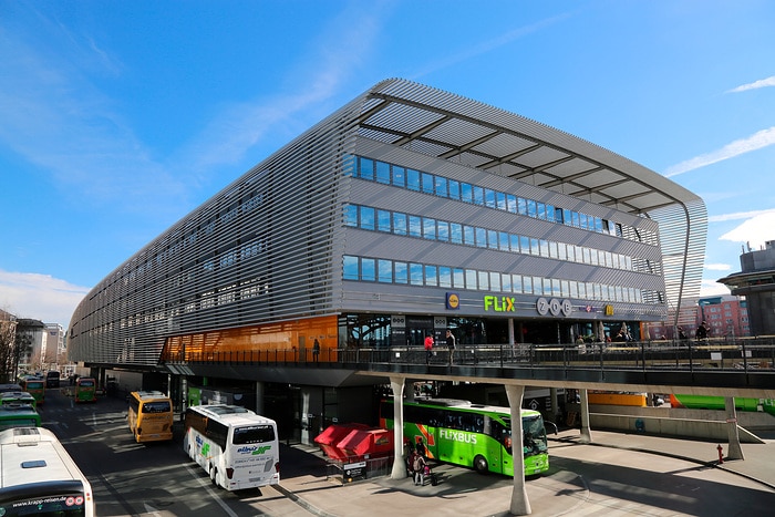Daimler Buses to Install Its Own Public Charging Stations at Munich Central Bus Station