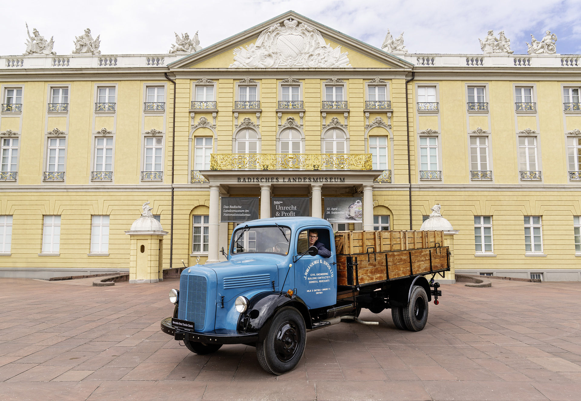 Retro Classics 2026: Mercedes-Benz Trucks Classic Launches Anniversary Year “130 Years Trucks” with the World’s First Truck