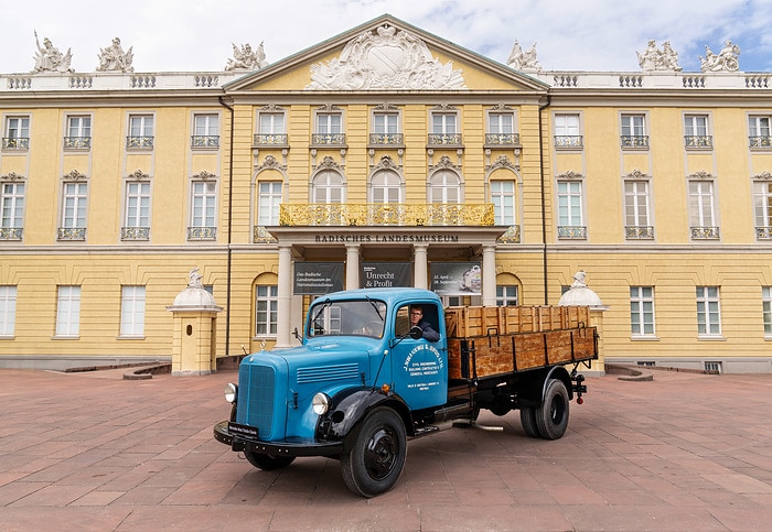 Retro Classics 2026: Mercedes-Benz Trucks Classic Launches Anniversary Year “130 Years Trucks” with the World’s First Truck